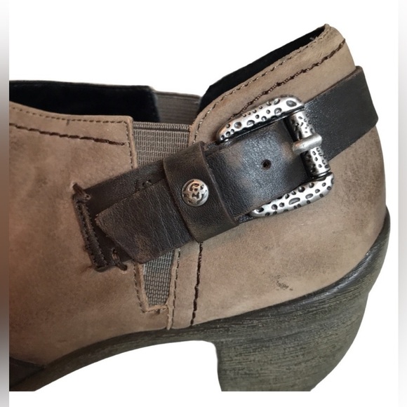 OTBT Womens Bootie El Reno Brown Distressed Leather
Heel Harness Equestrian  7.5 - Picture 4 of 11